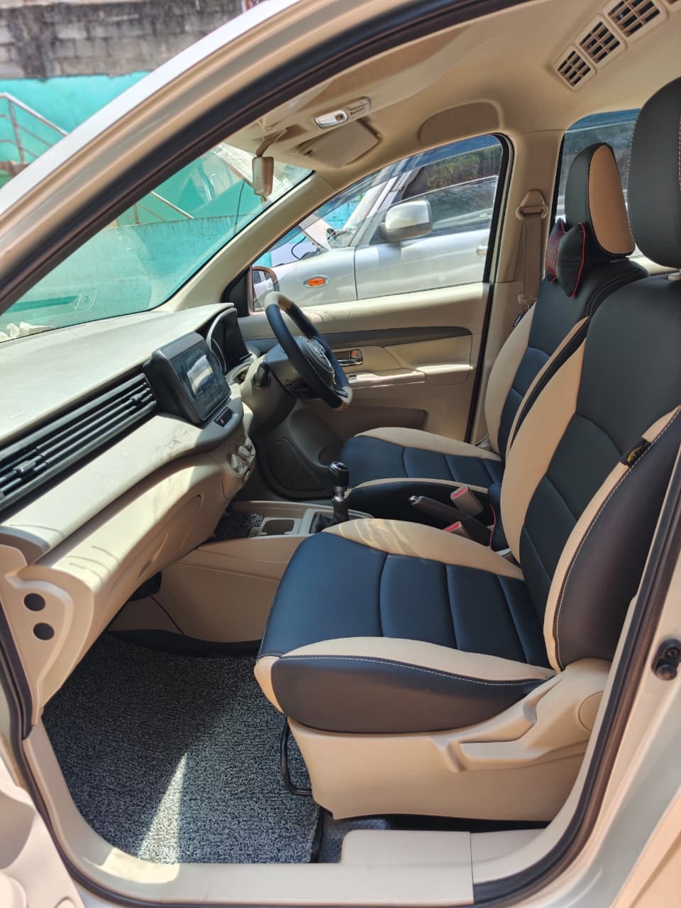 Maruti Ertiga — Interior Front