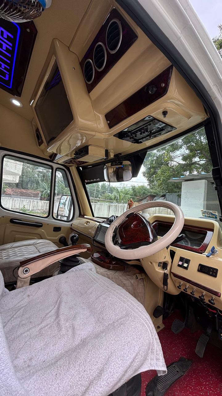 Tempo Traveller — Interior3